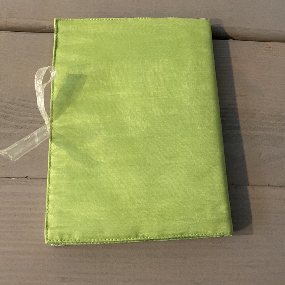 NEW: Green Notebook - Picture 2 of 7